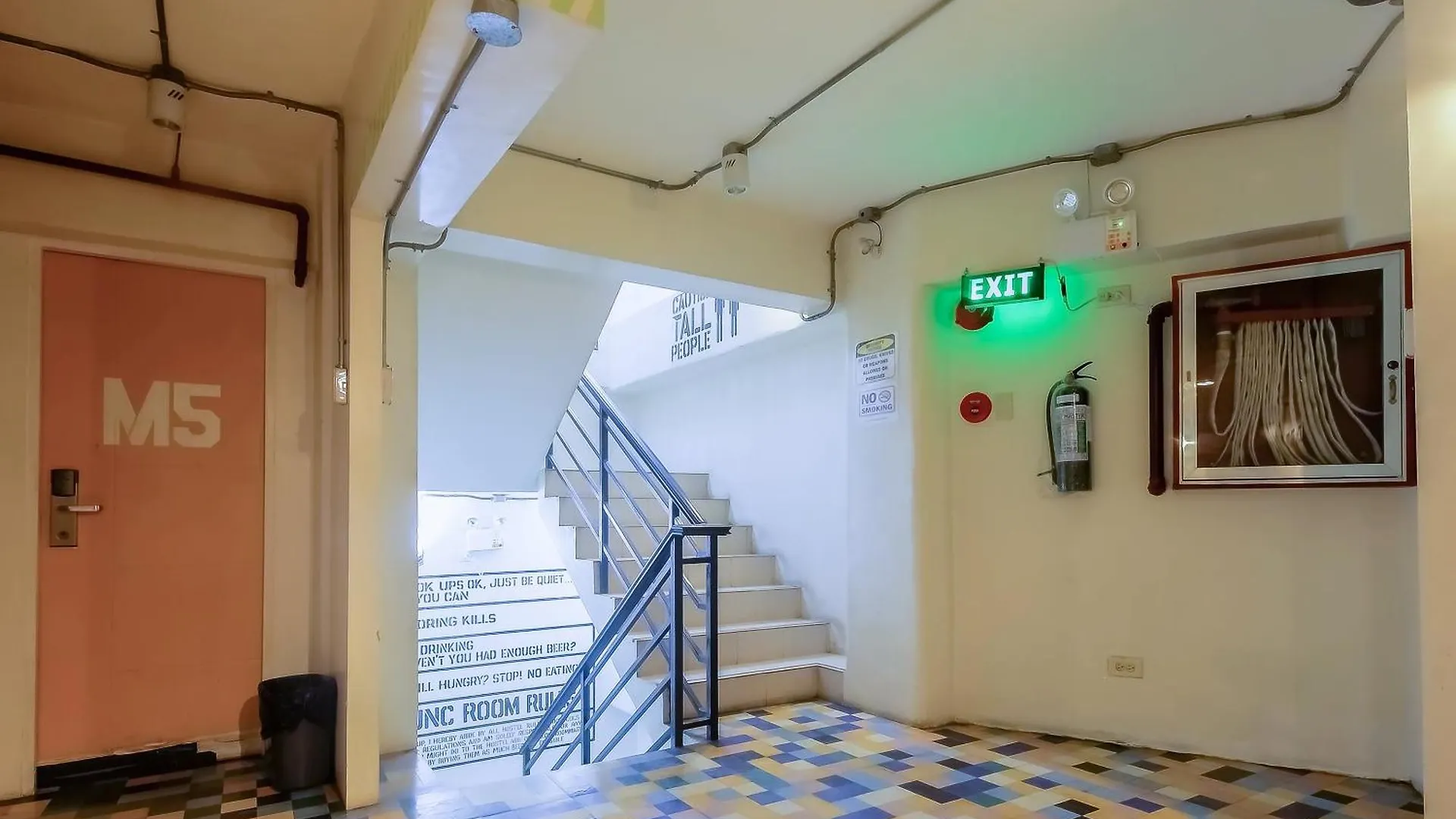 Spot On Junction Hostel Makati City