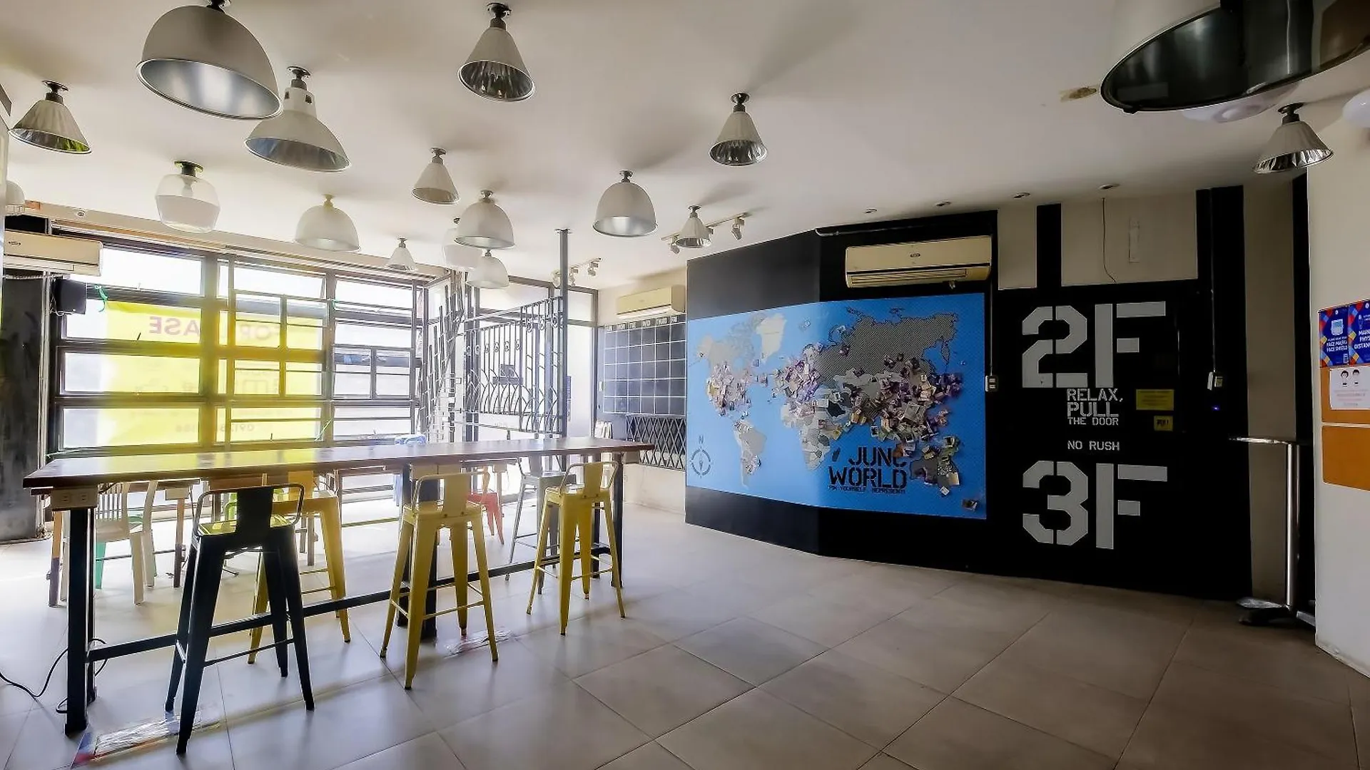 Spot On Junction Hostel Makati City