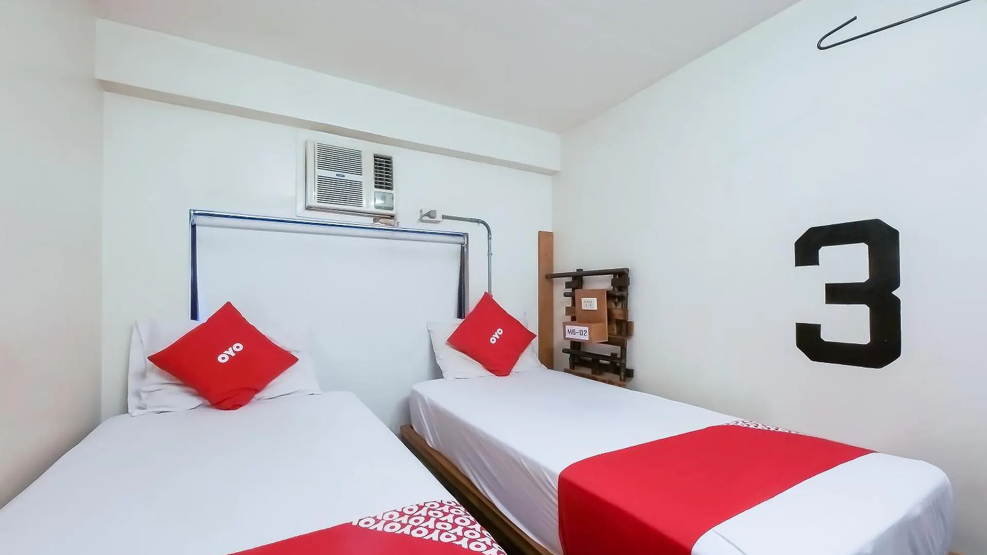 Spot On Junction Hostel Makati City Hotel