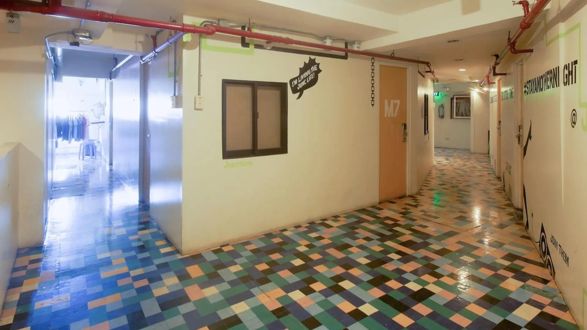 Spot On Junction Hostel Makati City