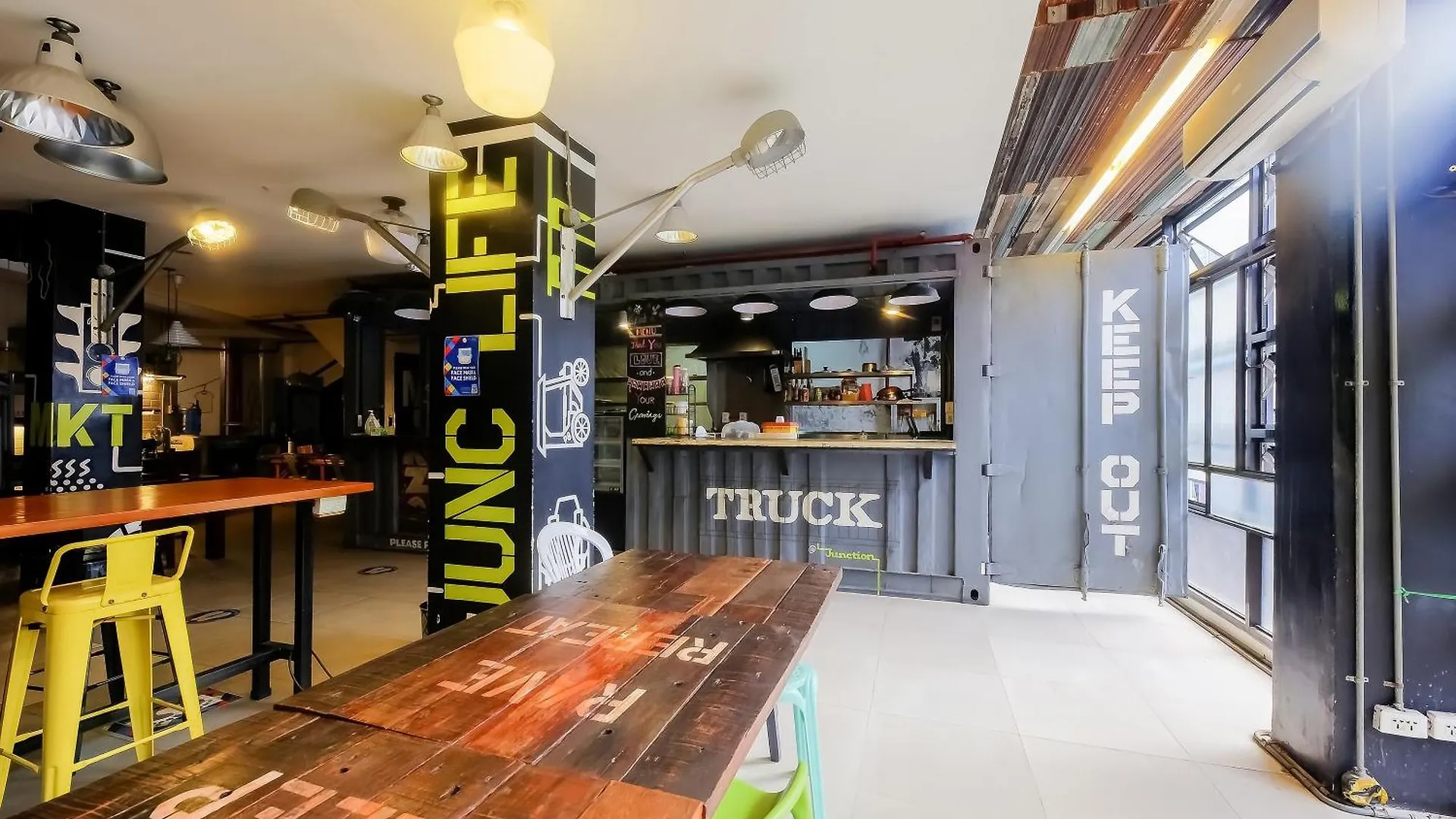 Spot On Junction Hostel Makati City 3*,  Philippines