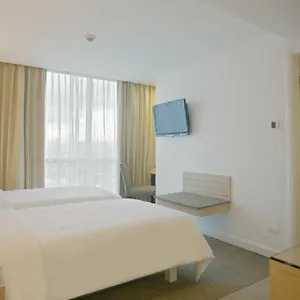 St Giles Makati - Multiple Use Hotel